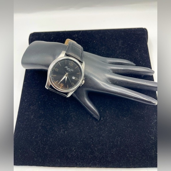 KENNETH Cole Watch Men Leather Wristwatch - Picture 1 of 4